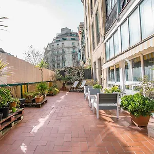 Hostel 360 Arts&culture